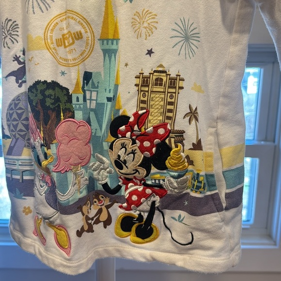 Walt Disney world half zip hoodie, size kids medium! - Picture 2 of 5